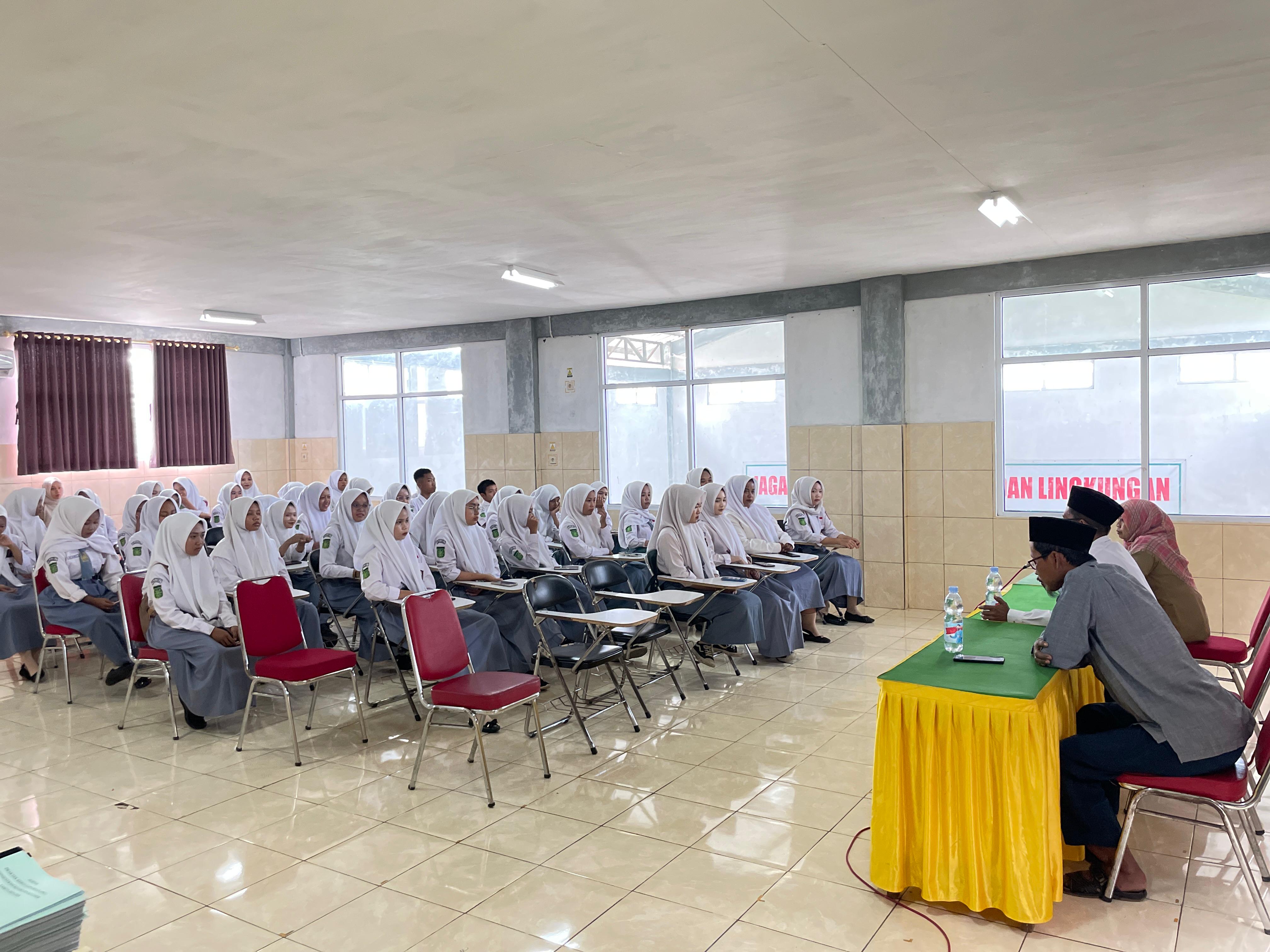 Pembekalan PKL, Upaya SMK Ma&rsquo;arif 9 Kebumen Menyelaraskan Pendidikan dan Industri
