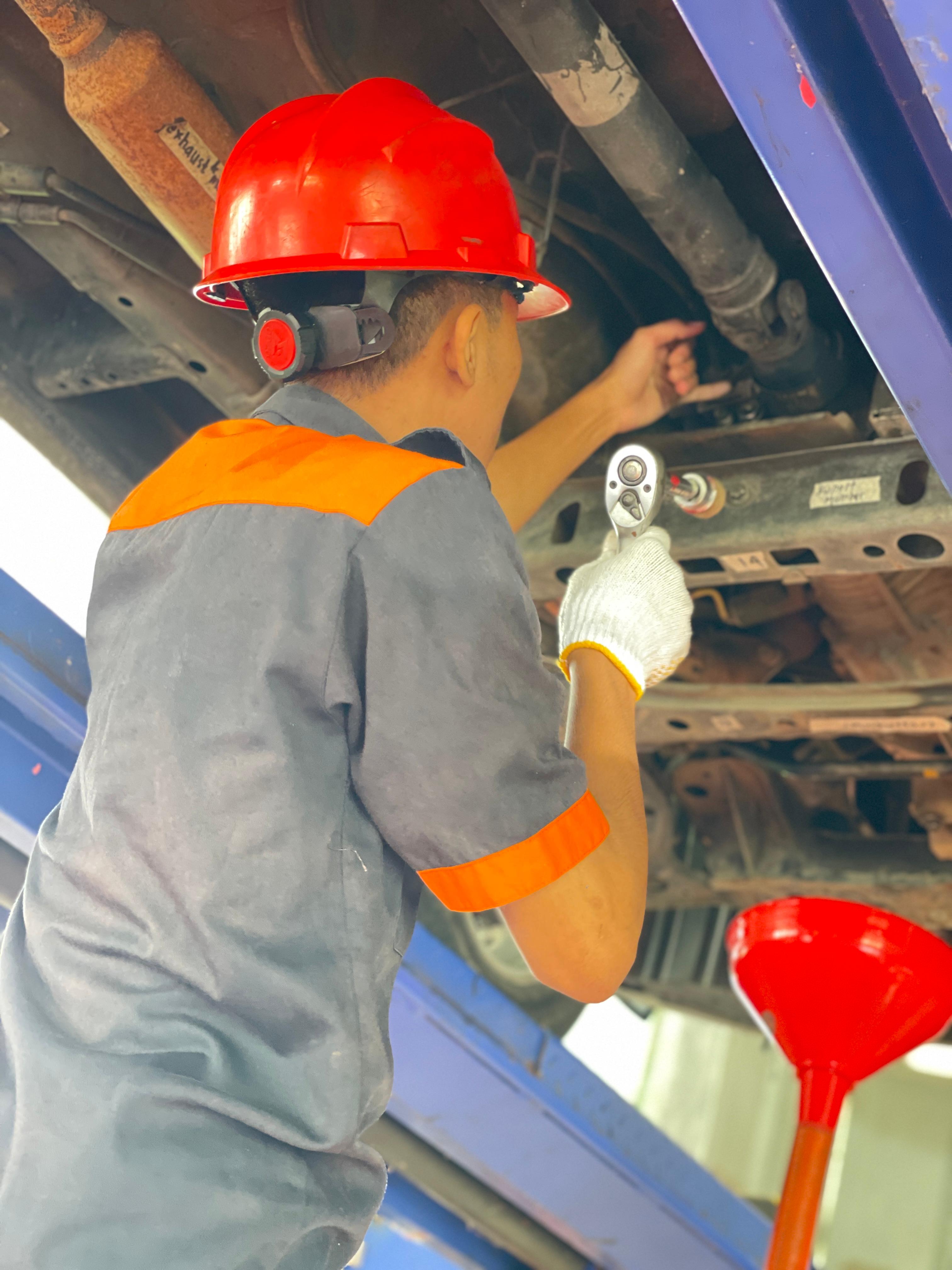 Siswa SMK Ma&rsquo;arif 9 Kebumen Tunjukkan Kompetensi Servis 20.000 Km