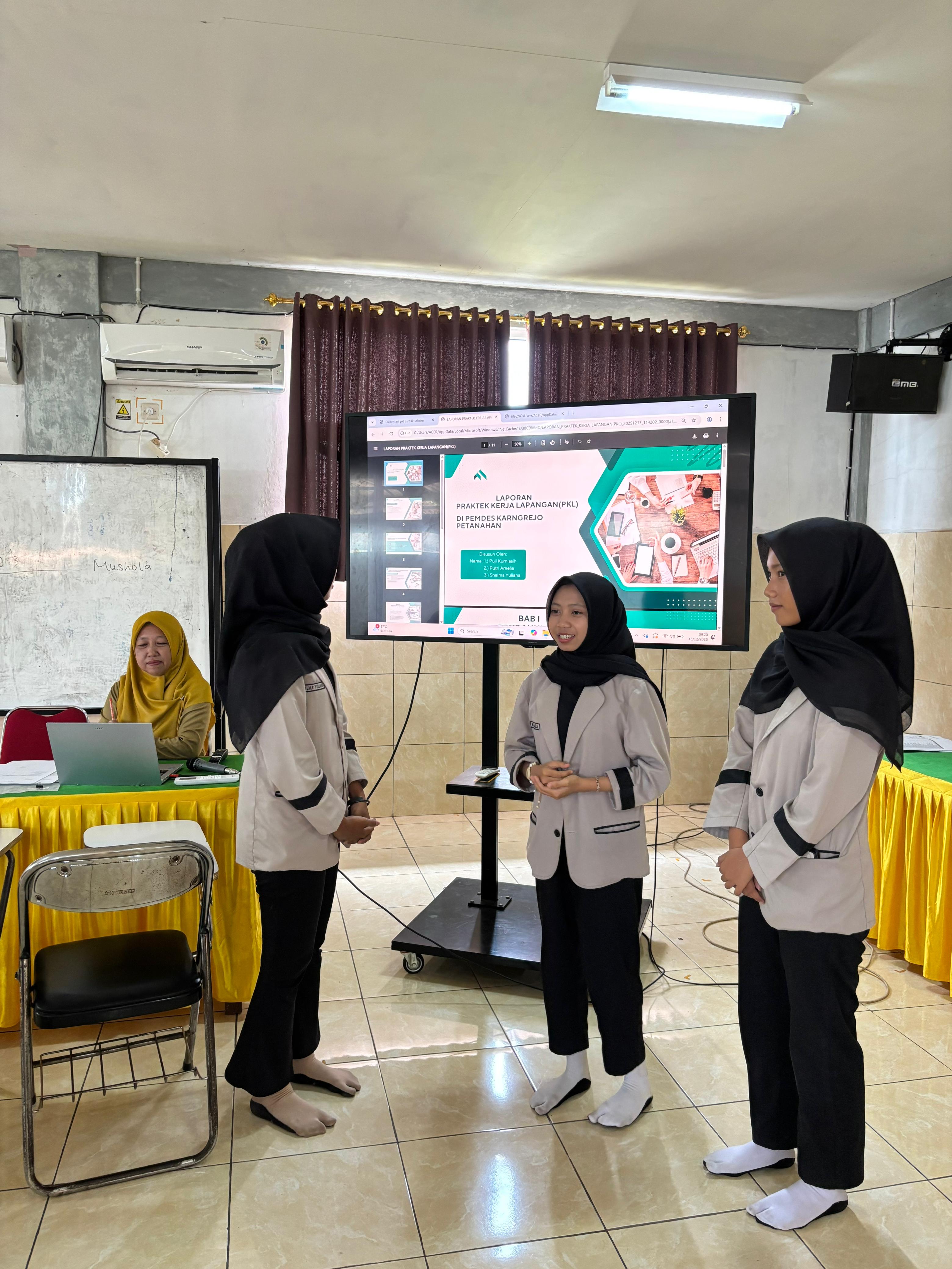 Perkuat Skill dan Karakter Kerja, PKL Akuntansi SMK Ma&rsquo;arif 9 Kebumen Tuntas Dilaksanakan